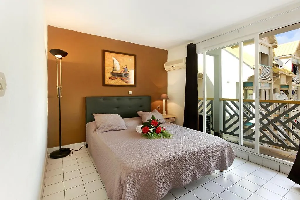**  Golfe Hotel Marigot  Sint Maarten